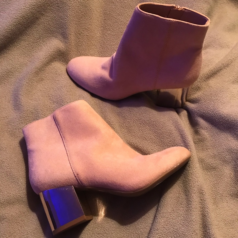 Pink ankle boots / booties
